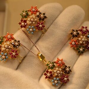 Elegant Multicolor Floral Jewelry Set